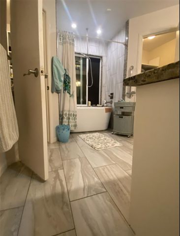 179 Old Bridge Lake Lake, Houston, TX 77069