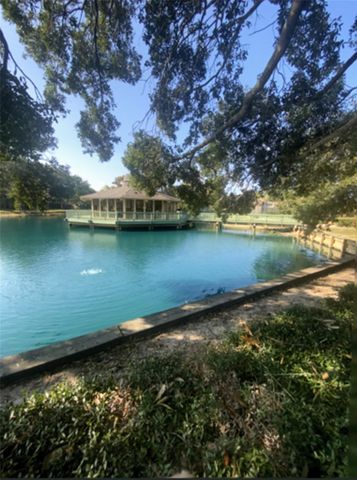 179 Old Bridge Lake Lake, Houston, TX 77069