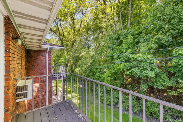12 Normandy Village 8, Nanuet, NY 10954