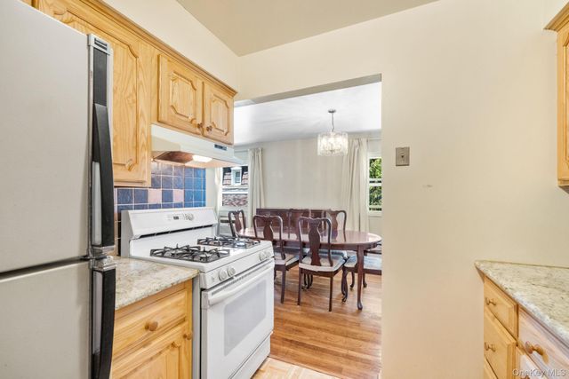 12 Normandy Village 8, Nanuet, NY 10954