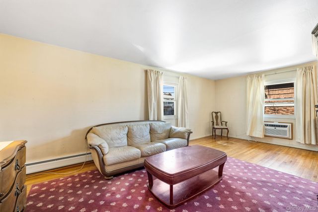 12 Normandy Village 8, Nanuet, NY 10954