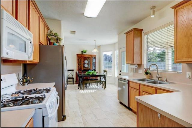 12918 Stratford Heights Drive, Sugar Land, TX 77498