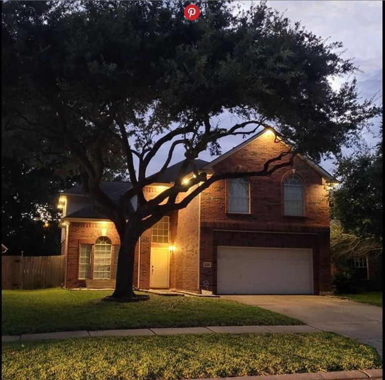 12918 Stratford Heights Drive, Sugar Land, TX 77498