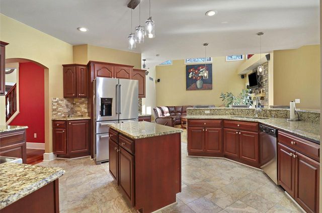 9485 96th STREET, Franklin, WI 53132
