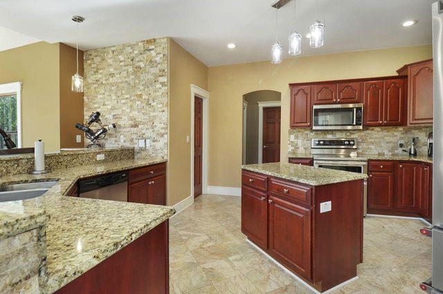 9485 96th STREET, Franklin, WI 53132