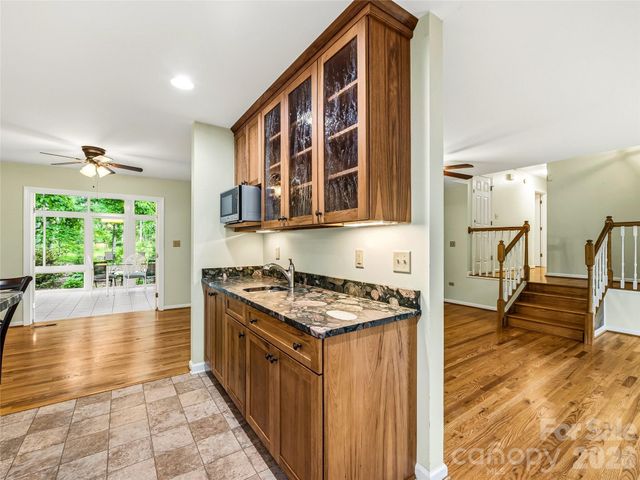 22 Timberleaf Drive, Fletcher, NC 28732