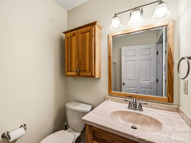 22 Timberleaf Drive, Fletcher, NC 28732