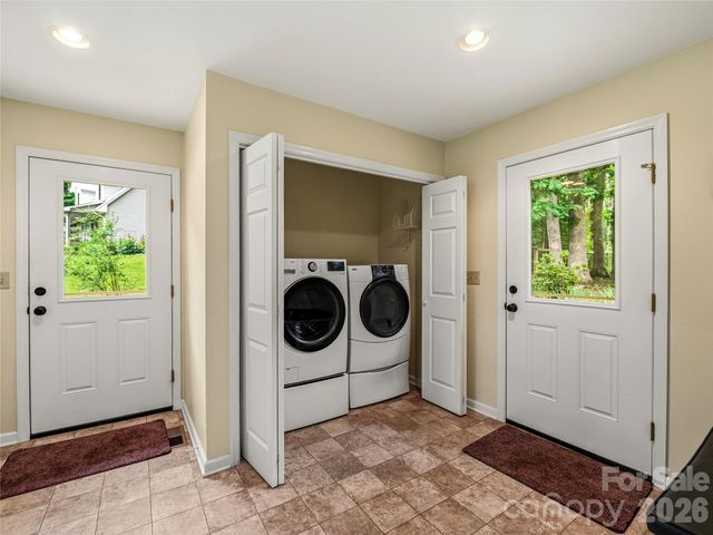 22 Timberleaf Drive, Fletcher, NC 28732
