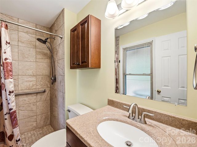 22 Timberleaf Drive, Fletcher, NC 28732
