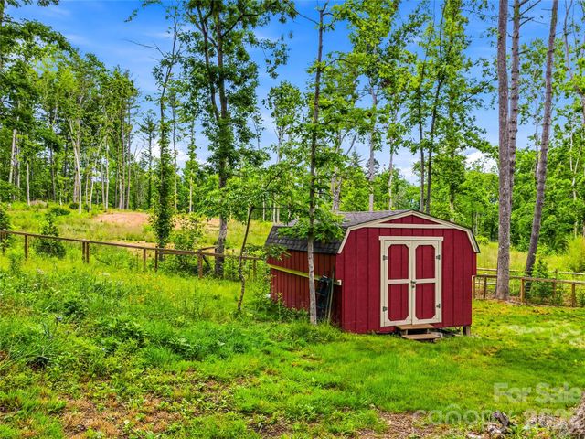 22 Timberleaf Drive, Fletcher, NC 28732