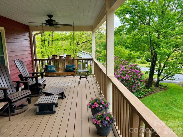 22 Timberleaf Drive, Fletcher, NC 28732