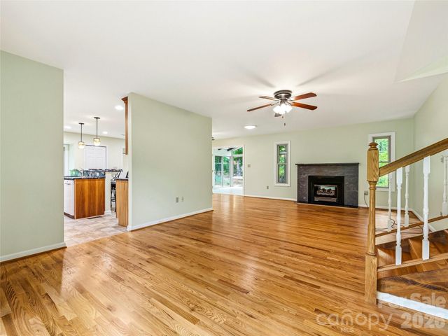22 Timberleaf Drive, Fletcher, NC 28732