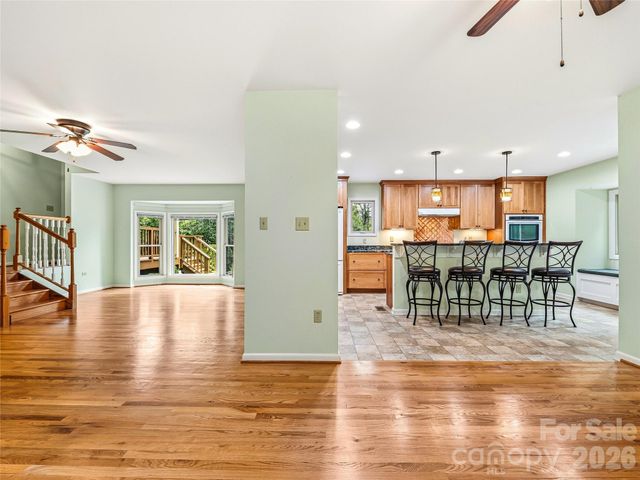 22 Timberleaf Drive, Fletcher, NC 28732