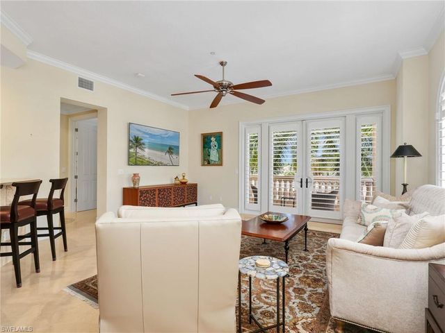 625 6th AVE S B301, Naples, FL 34102