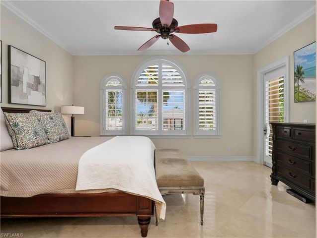 625 6th AVE S B301, Naples, FL 34102