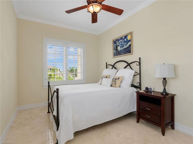 625 6th AVE S B301, Naples, FL 34102