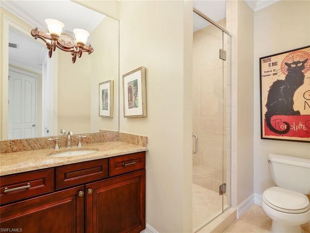 625 6th AVE S B301, Naples, FL 34102