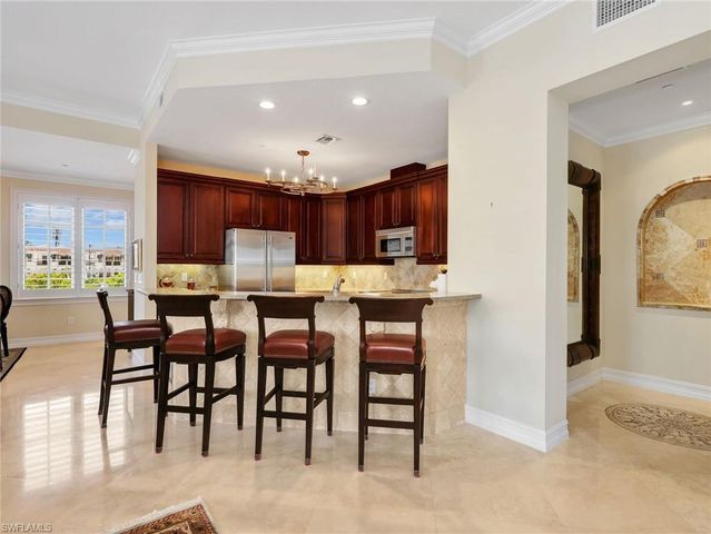 625 6th AVE S B301, Naples, FL 34102