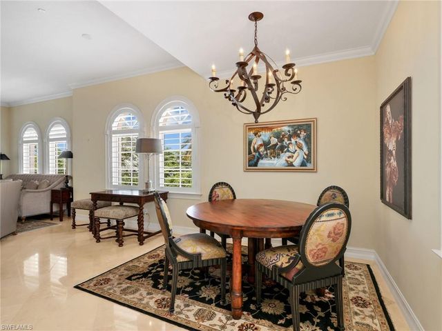 625 6th AVE S B301, Naples, FL 34102