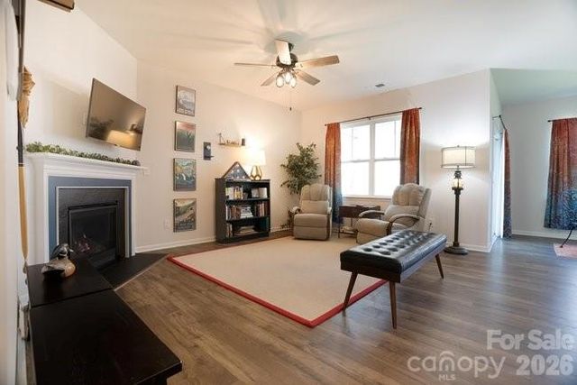 3938 Village Boulevard NW, Conover, NC 28613