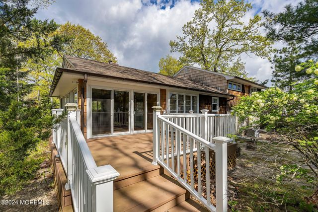 706 Hillside Avenue, Pine Beach, NJ 08741