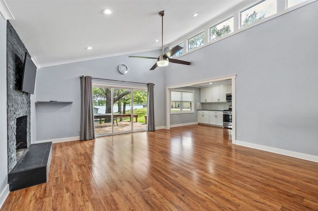 11821 W Lake Drive, Murchison, TX 75778