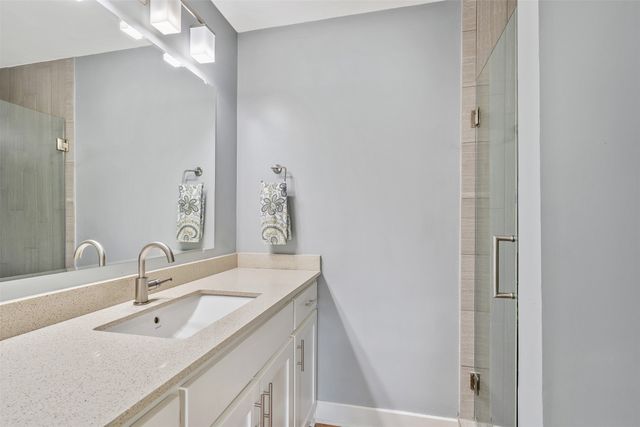 11821 W Lake Drive, Murchison, TX 75778