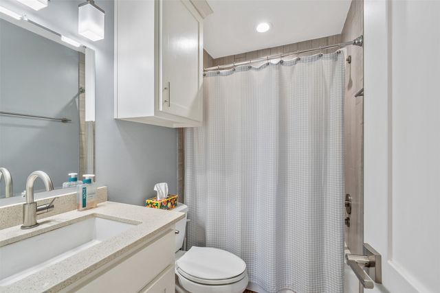 11821 W Lake Drive, Murchison, TX 75778