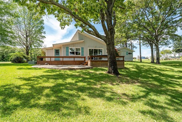 11821 W Lake Drive, Murchison, TX 75778
