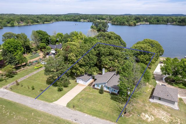 11821 W Lake Drive, Murchison, TX 75778