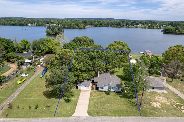 11821 W Lake Drive, Murchison, TX 75778