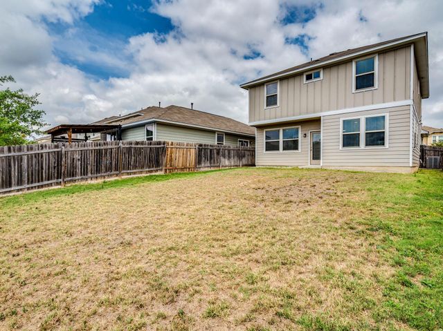 398 Wapiti RD, Buda, TX 78610