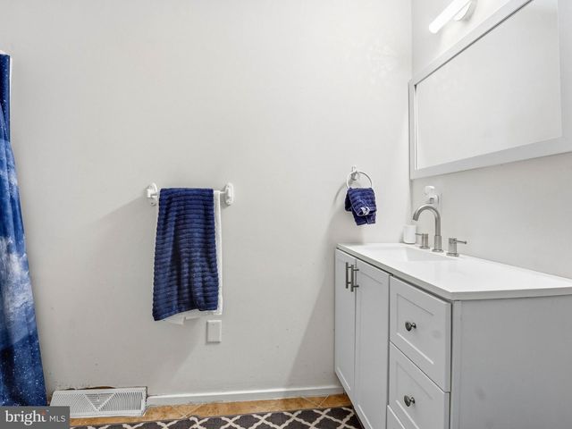 527 CHESTNUT AVE, Northfield, NJ 08225