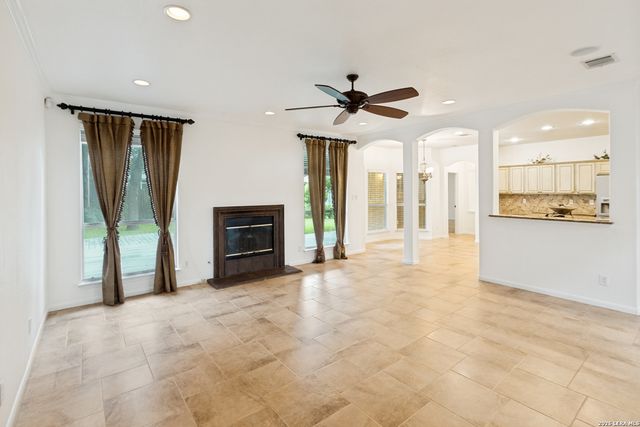 2614 Cinco Woods, San Antonio, TX 78259