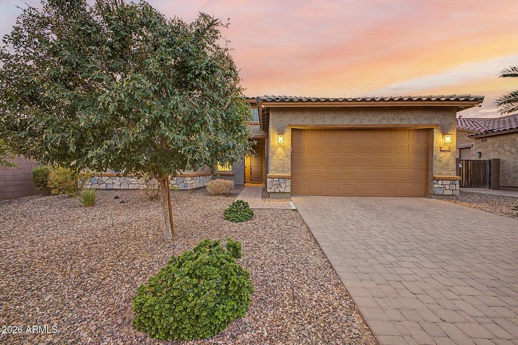 11814 S 51ST Drive, Laveen, AZ 85339