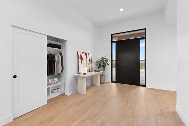 13790 N Bruce Rd, Mead, WA 99021