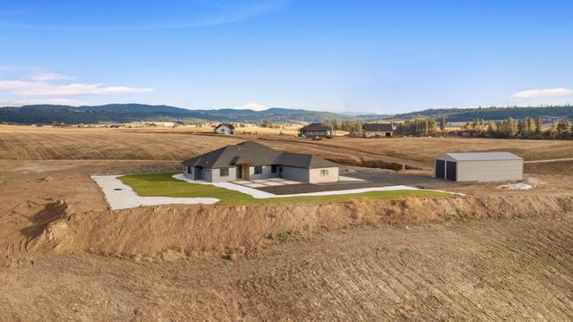 13790 N Bruce Rd, Mead, WA 99021
