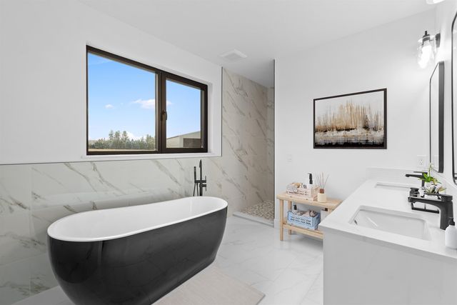 13790 N Bruce Rd, Mead, WA 99021