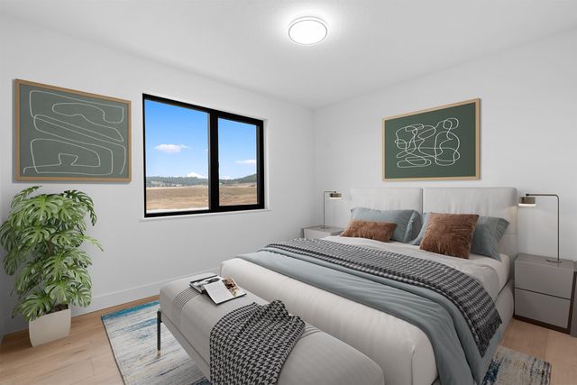 13790 N Bruce Rd, Mead, WA 99021