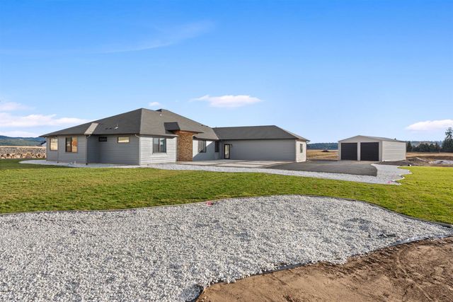 13790 N Bruce Rd, Mead, WA 99021