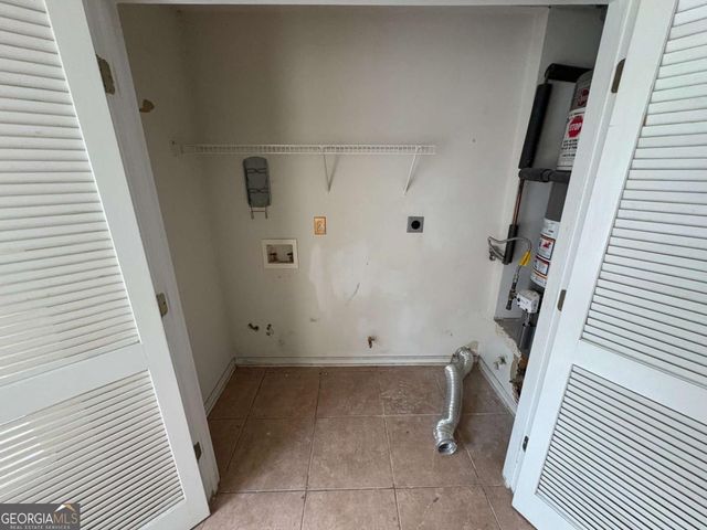 5220 Round Table Drive, Ellenwood, GA 30294