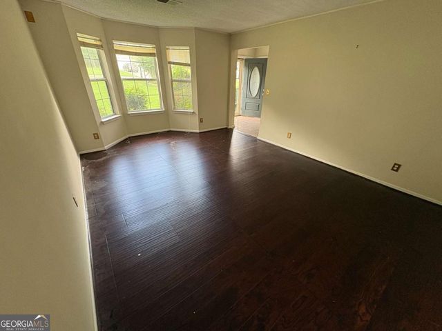 5220 Round Table Drive, Ellenwood, GA 30294