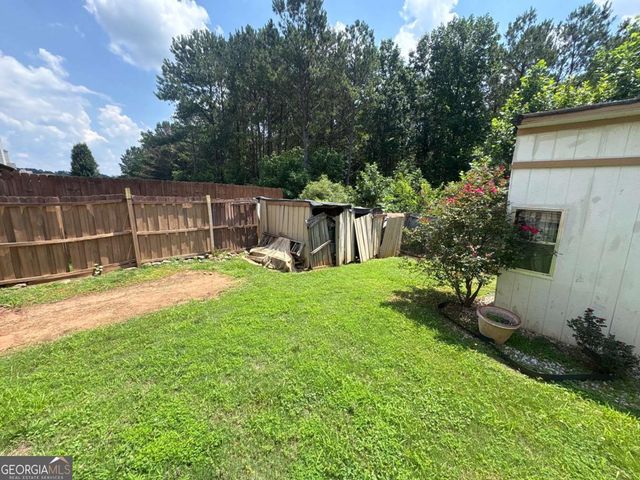 5220 Round Table Drive, Ellenwood, GA 30294