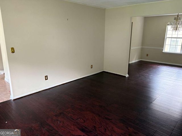 5220 Round Table Drive, Ellenwood, GA 30294