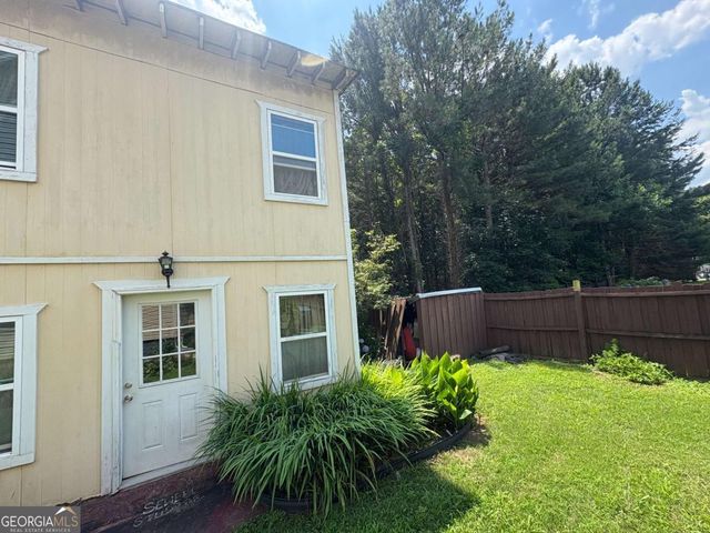 5220 Round Table Drive, Ellenwood, GA 30294