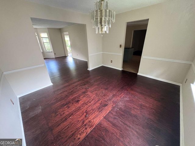 5220 Round Table Drive, Ellenwood, GA 30294
