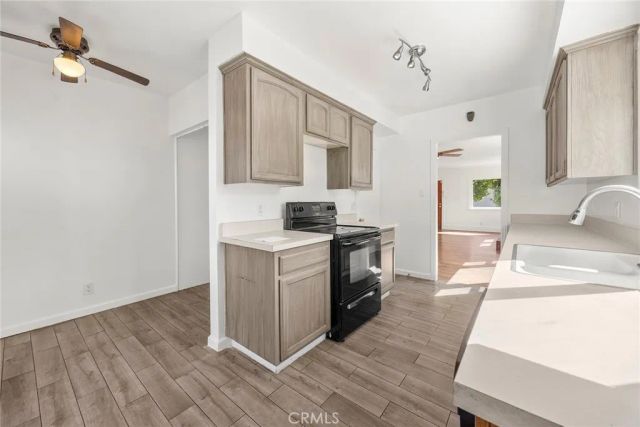 3439 California Avenue, Long Beach, CA 90807