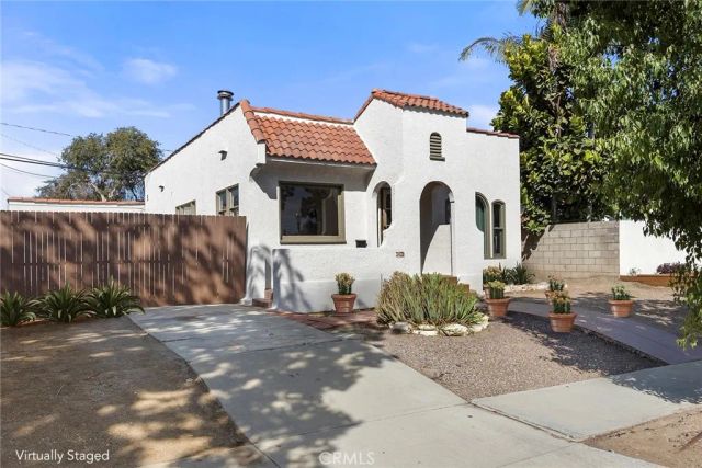 3439 California Avenue, Long Beach, CA 90807