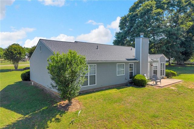 163 Ridgeland Drive, Maysville, GA 30558