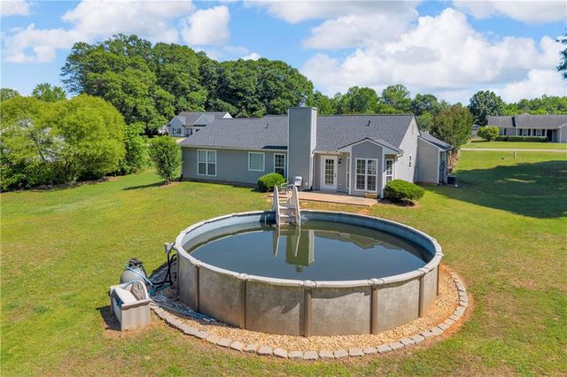 163 Ridgeland Drive, Maysville, GA 30558